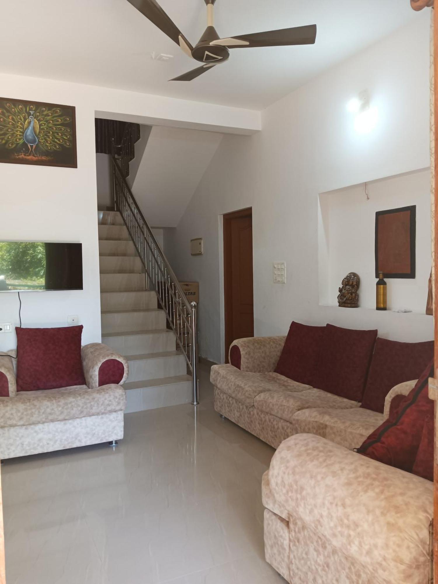 Earth Lounge Resort 瓦加蒙 外观 照片